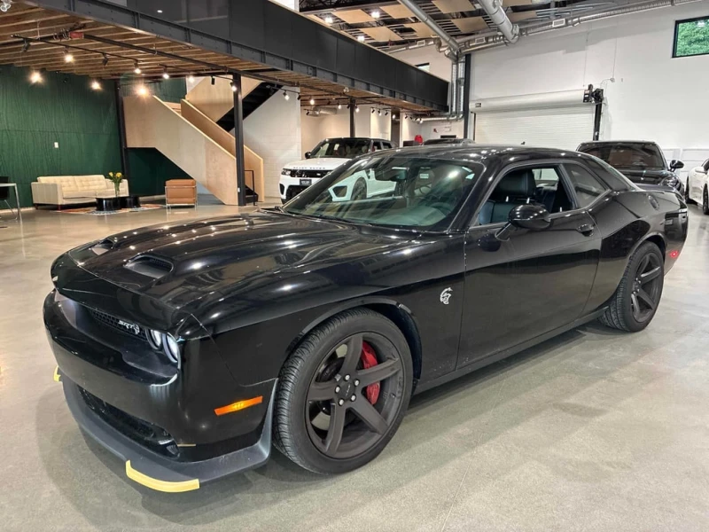 Dodge Challenger * SRT Hellcat * CARFAX * ЦЕНА ДО БГ, снимка 2 - Автомобили и джипове - 53383432