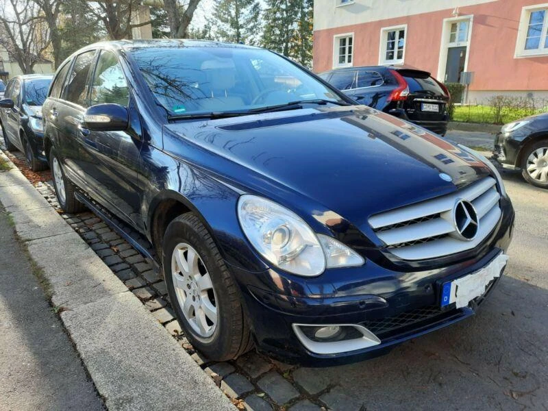 Mercedes-Benz R 280 На части , снимка 1 - Автомобили и джипове - 31168897