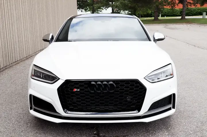 Audi S5 Technik * B&O * Carbon Interior * CARFAX, снимка 2 - Автомобили и джипове - 54826113