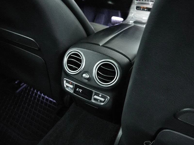 Mercedes-Benz E 63 AMG S * АвтоКредит* (ЦЕНА ДО БГ), снимка 17 - Автомобили и джипове - 55037180