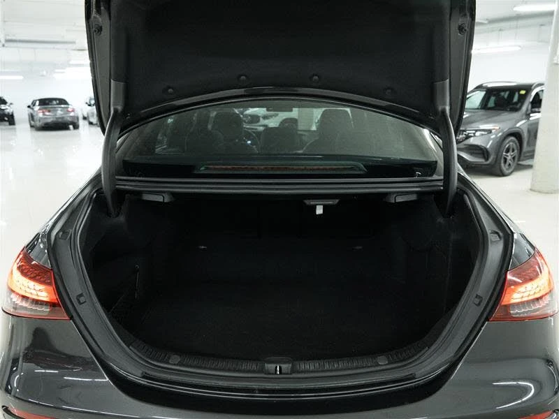 Mercedes-Benz E 63 AMG S * АвтоКредит* (ЦЕНА ДО БГ), снимка 8 - Автомобили и джипове - 55037180