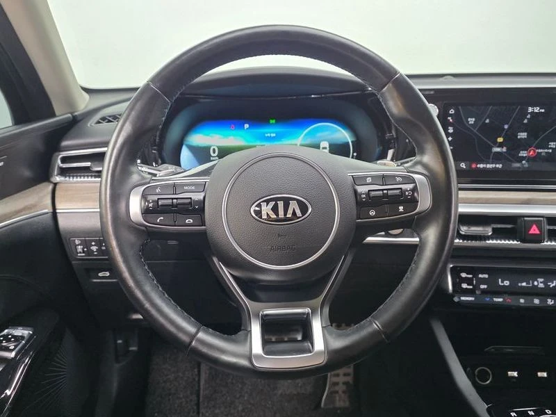 Kia K5 2.0 LPI, снимка 14 - Автомобили и джипове - 56358972