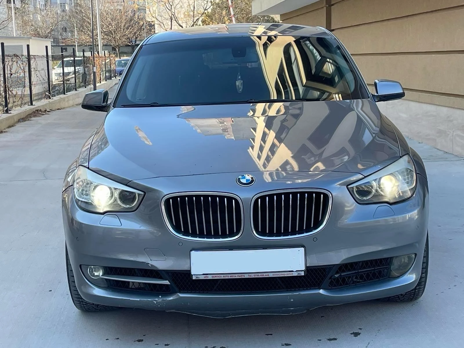 BMW 5 Gran Turismo X-Drive 8ск. - изображение 2