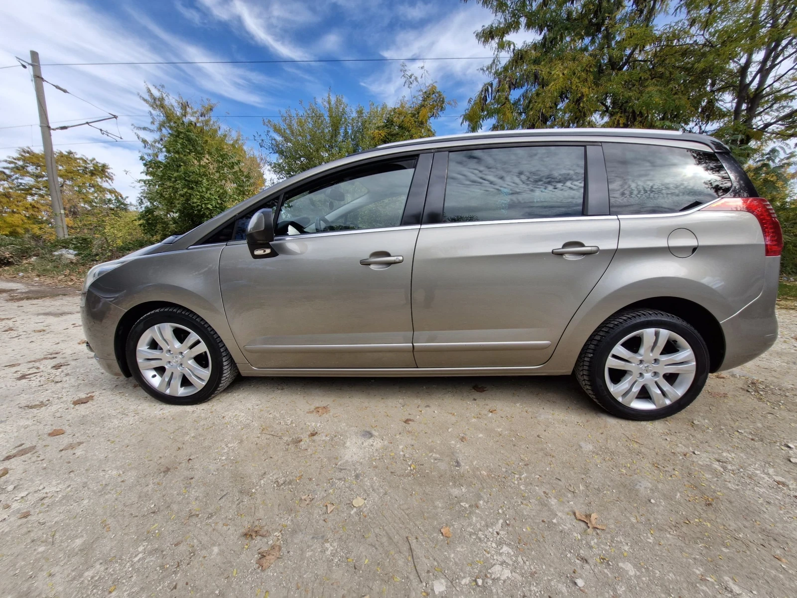 Peugeot 5008 1.6 HDi 114к.с. Автоматик, Навигация, Панорама Фул | Mobile.bg — изображение 5