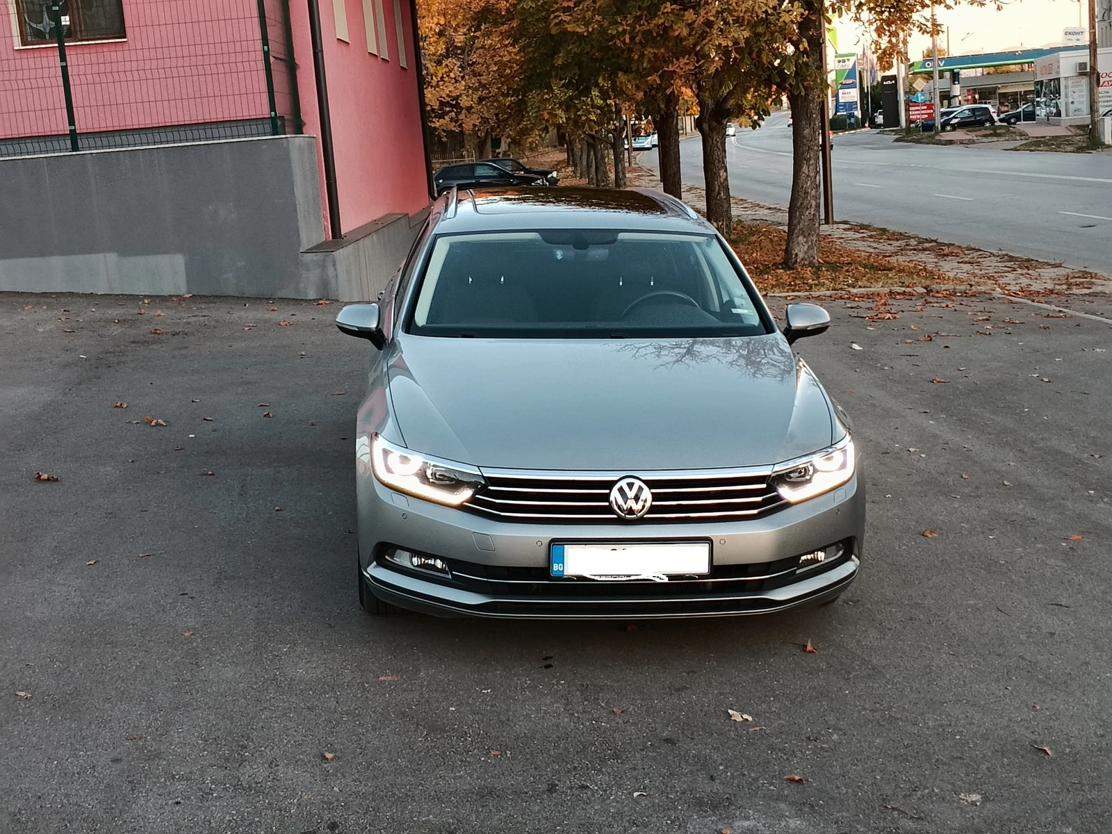 VW Passat COMFORTLINE, Пълна сервизна история - изображение 2