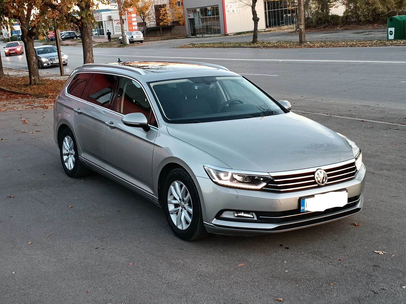 VW Passat COMFORTLINE, Пълна сервизна история - изображение 3