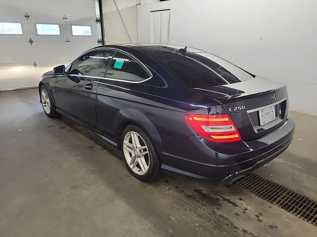 Mercedes-Benz C 250 * CARFAX * БЕЗ ПЪРВОНАЧАЛНА ВНОСКА - изображение 4