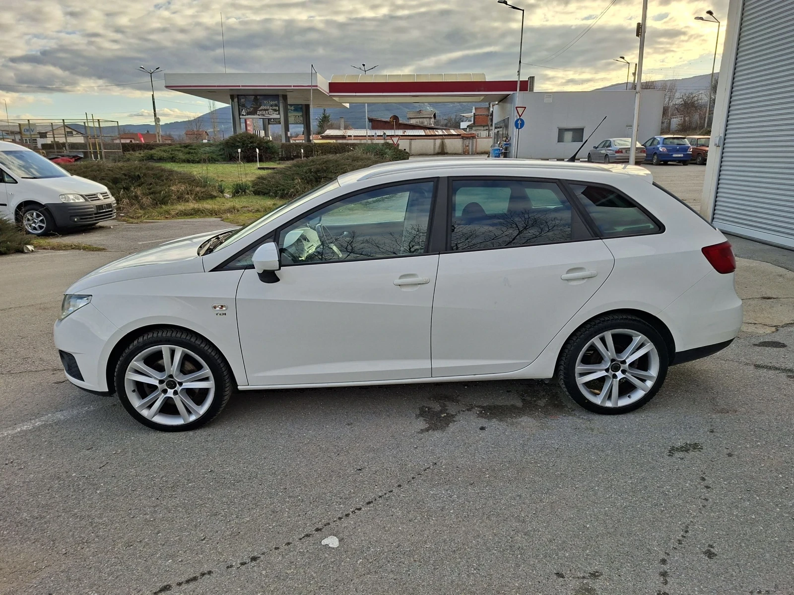 Seat Ibiza 1.6 TDI EURO5 - изображение 8