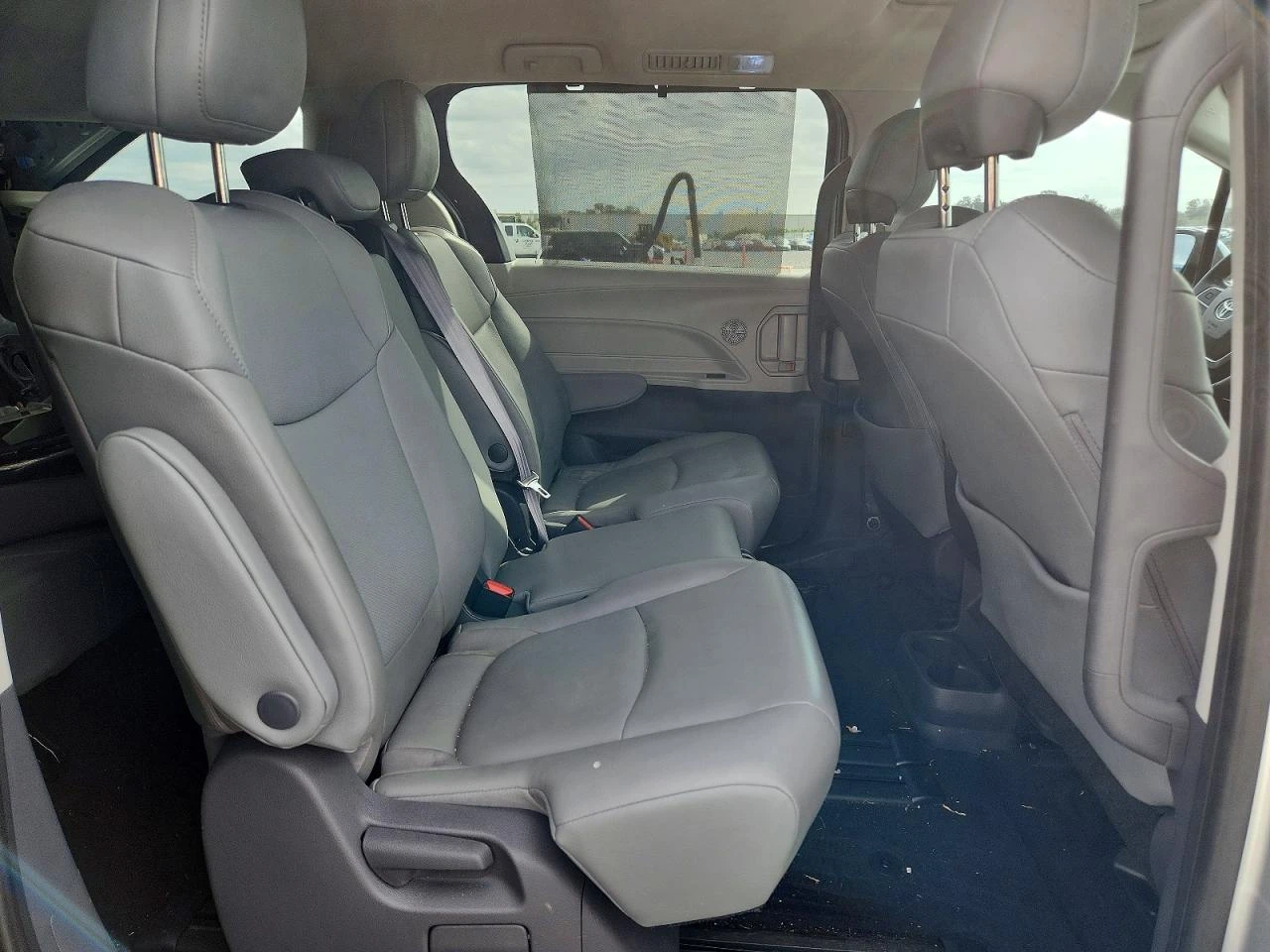 Toyota Sienna 2.5l Xle | Mobile.bg � ����������� 11
