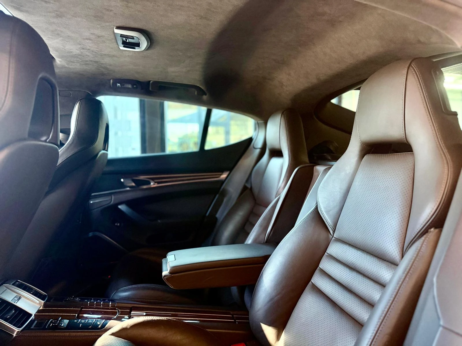 Porsche Panamera GTS* PDK* Burmester* 360* Лизинг, снимка 8 - Автомобили и джипове - 53823779