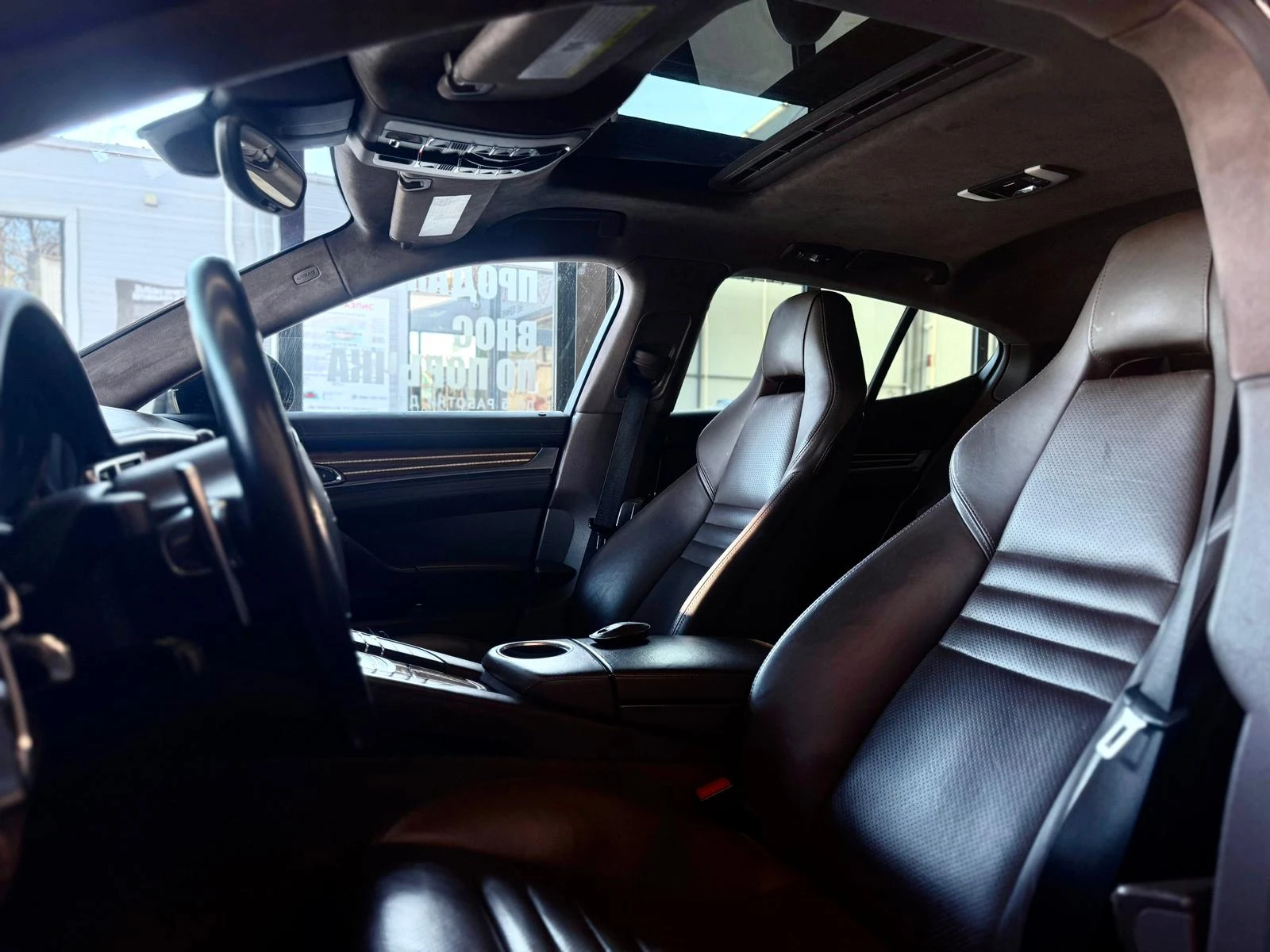 Porsche Panamera GTS* PDK* Burmester* 360* Лизинг, снимка 7 - Автомобили и джипове - 53823779