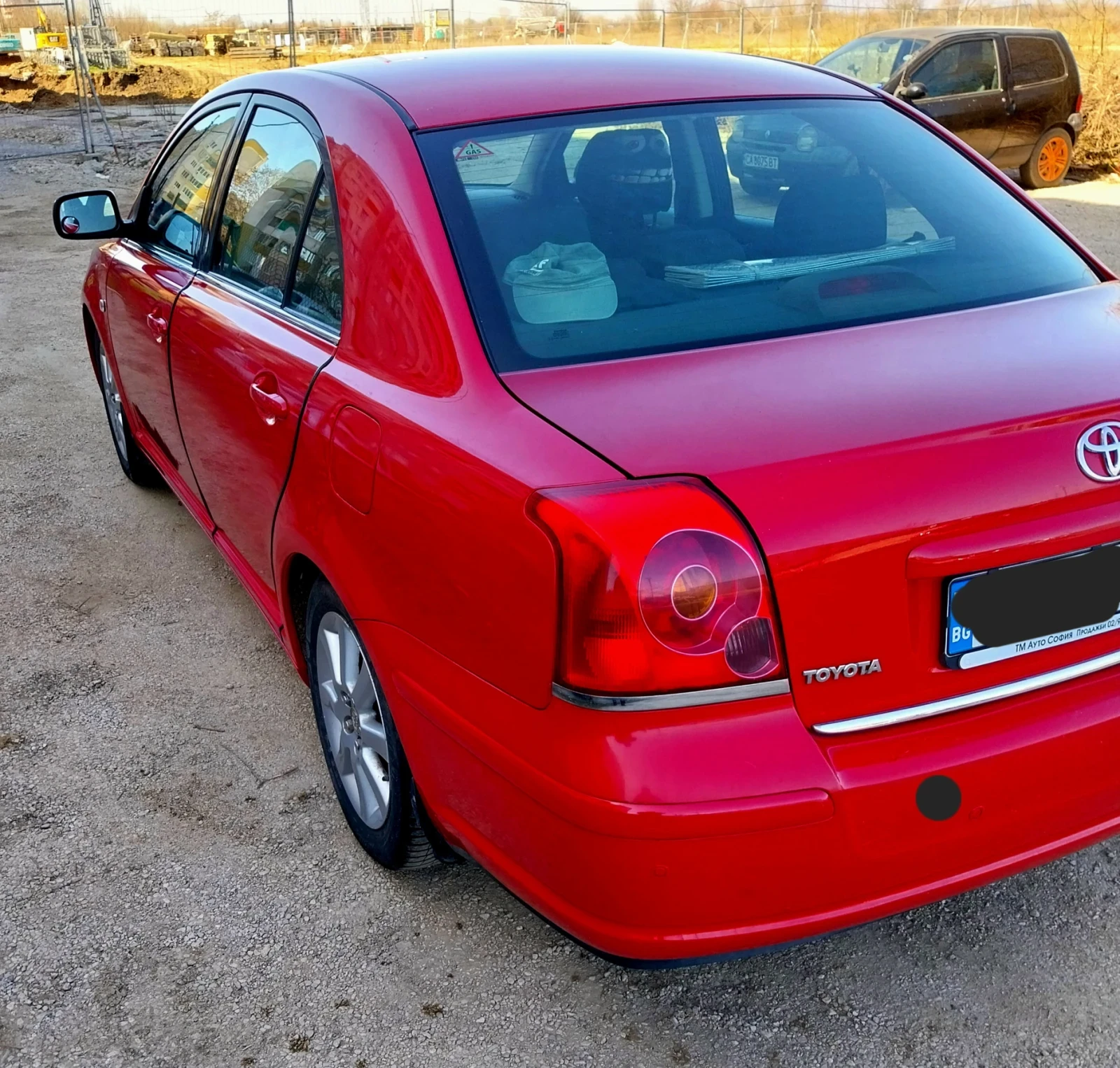 Toyota Avensis 1.8, снимка 4 - Автомобили и джипове - 53839461