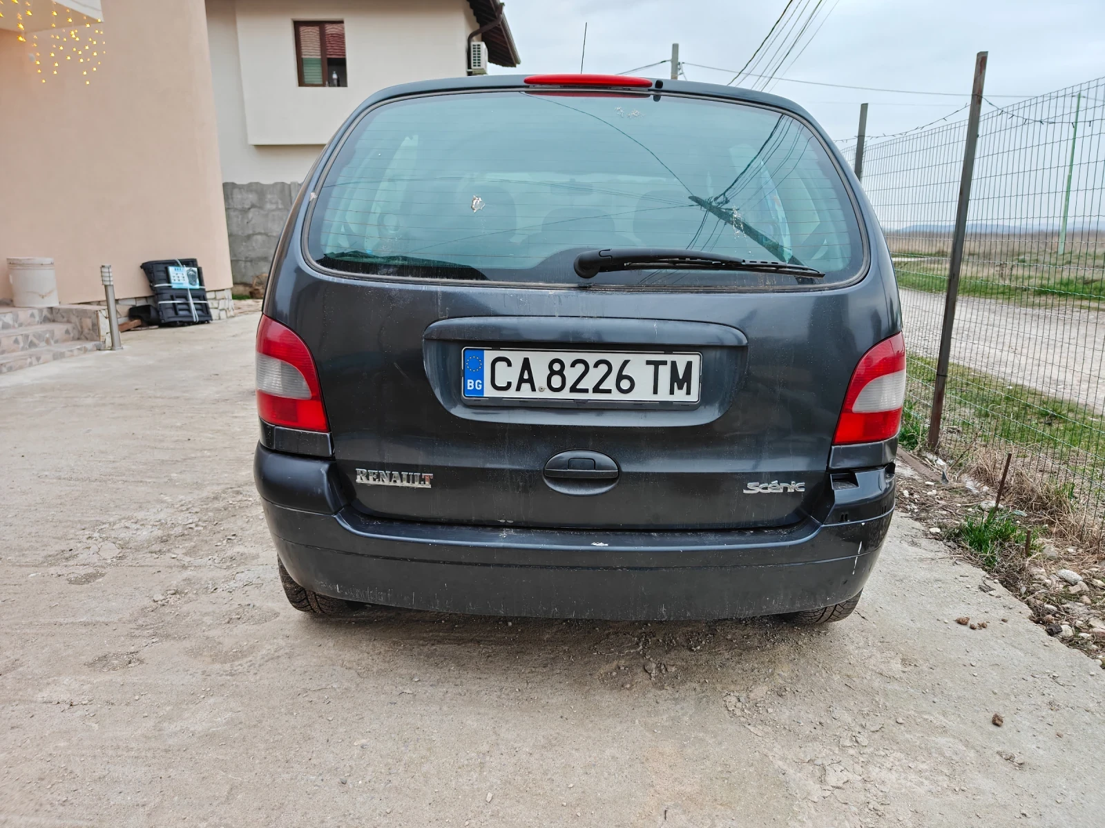 Renault Scenic 1.9 dci 102кс., снимка 2 - Автомобили и джипове - 53901857