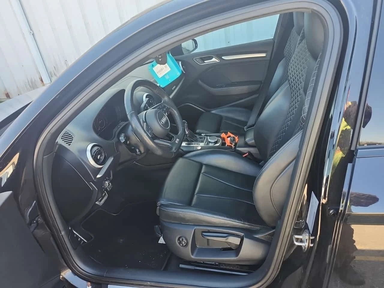 Audi S3 * 2.0 Tfsi Quattro Technik * ШИБИДАХ * ПОДГРЕВ, снимка 7 - Автомобили и джипове - 54422822