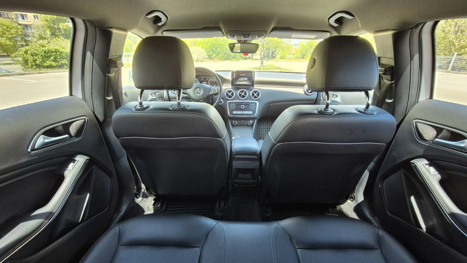 Mercedes-Benz A 180, снимка 12 - Автомобили и джипове - 54528891