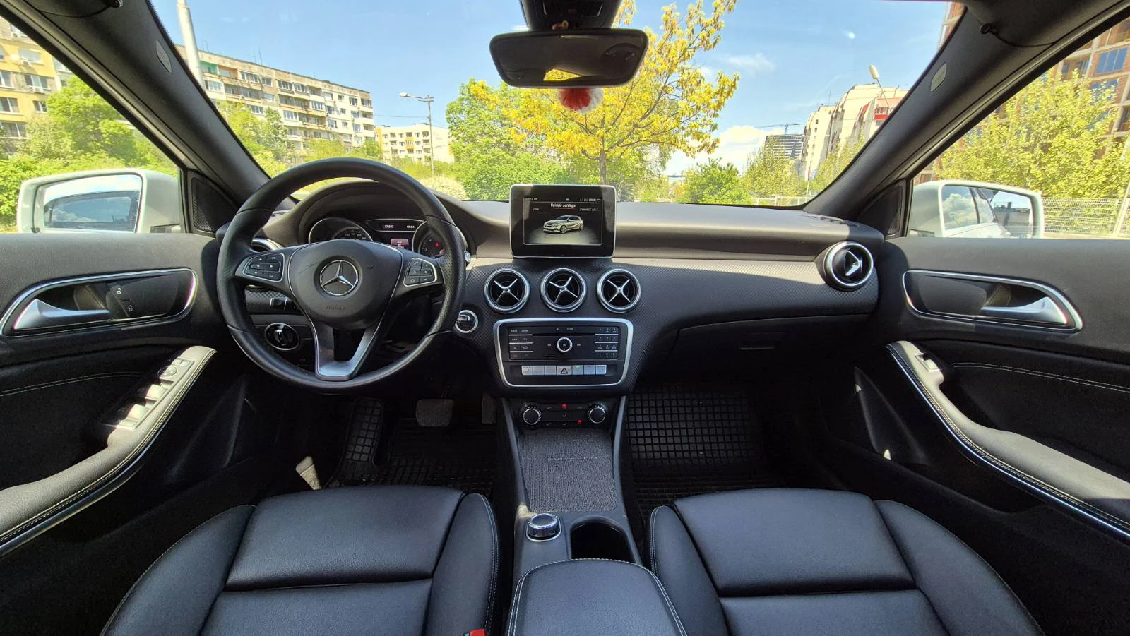 Mercedes-Benz A 180, снимка 11 - Автомобили и джипове - 54528891