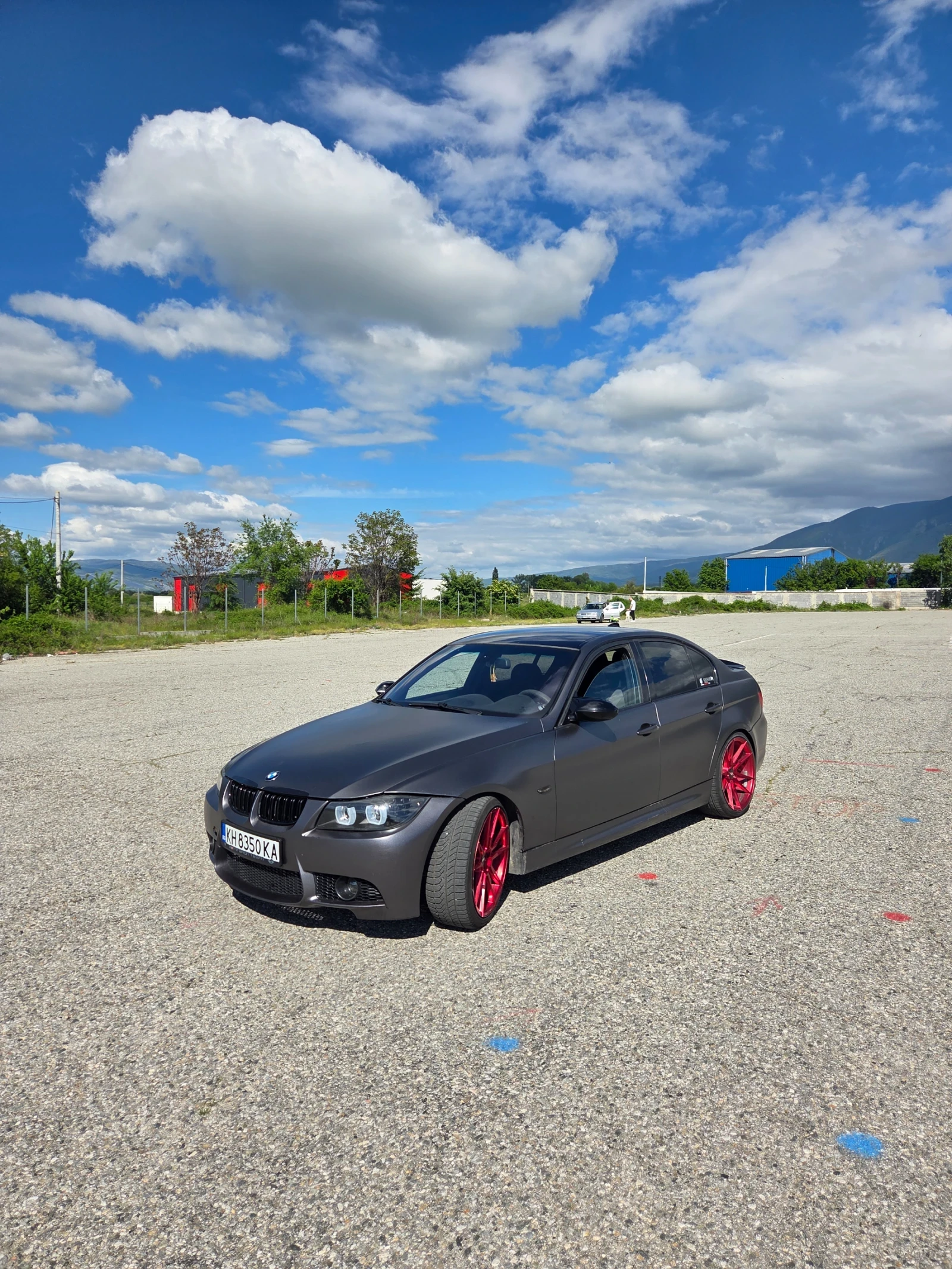 BMW 330, снимка 5 - Автомобили и джипове - 54597191
