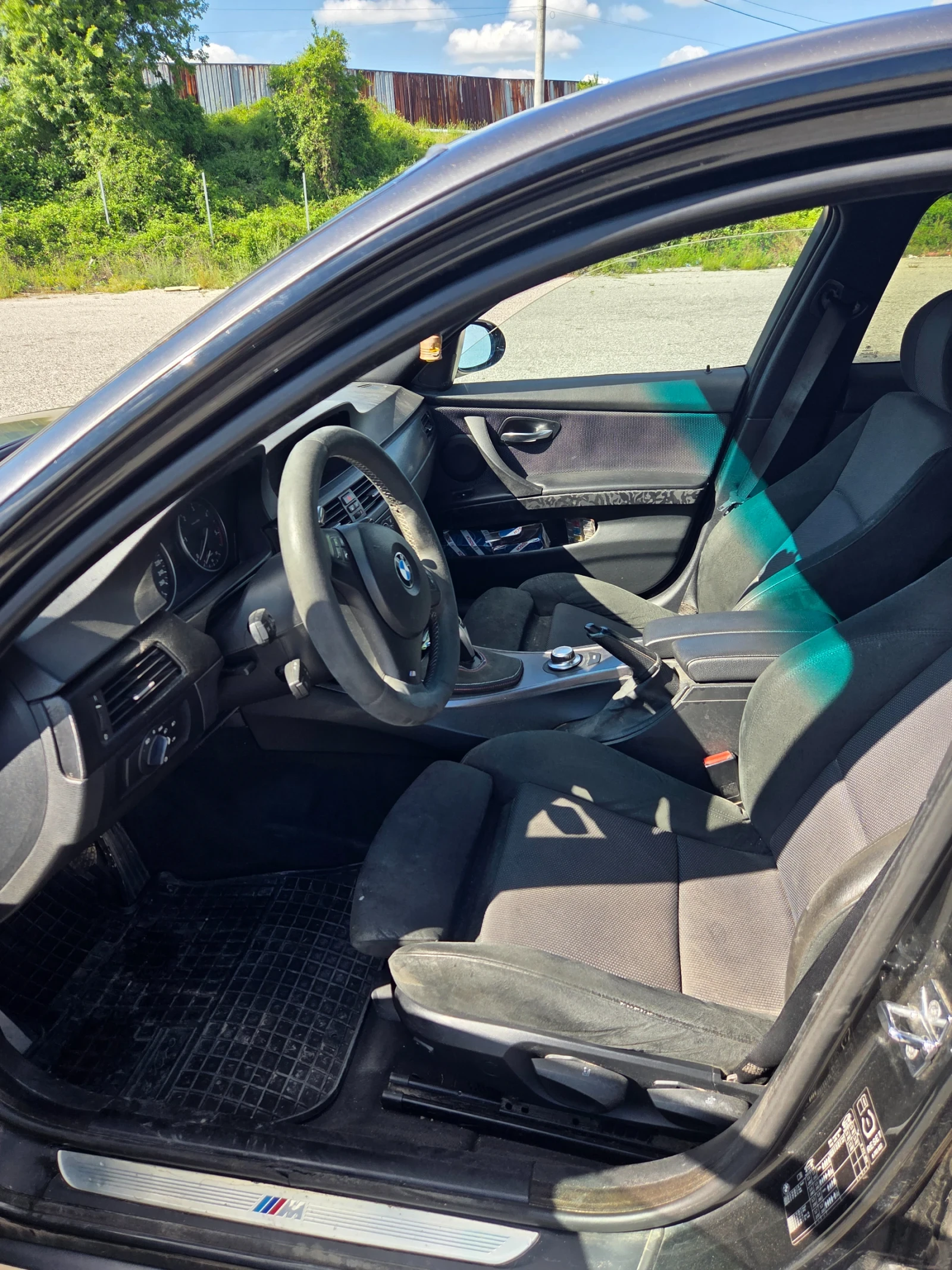BMW 330, снимка 7 - Автомобили и джипове - 54597191