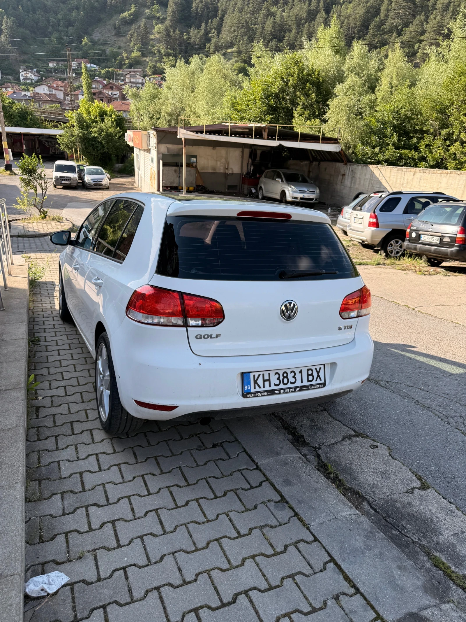 VW Golf, снимка 4 - Автомобили и джипове - 54741856