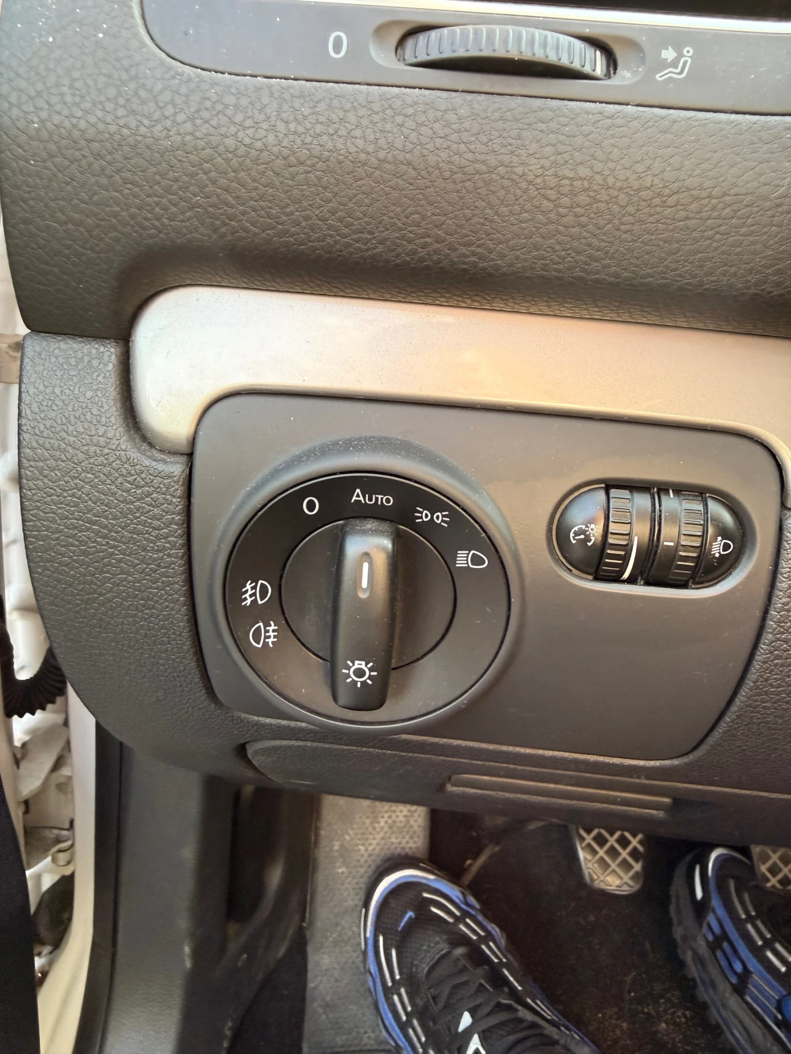 VW Golf, снимка 9 - Автомобили и джипове - 54741856