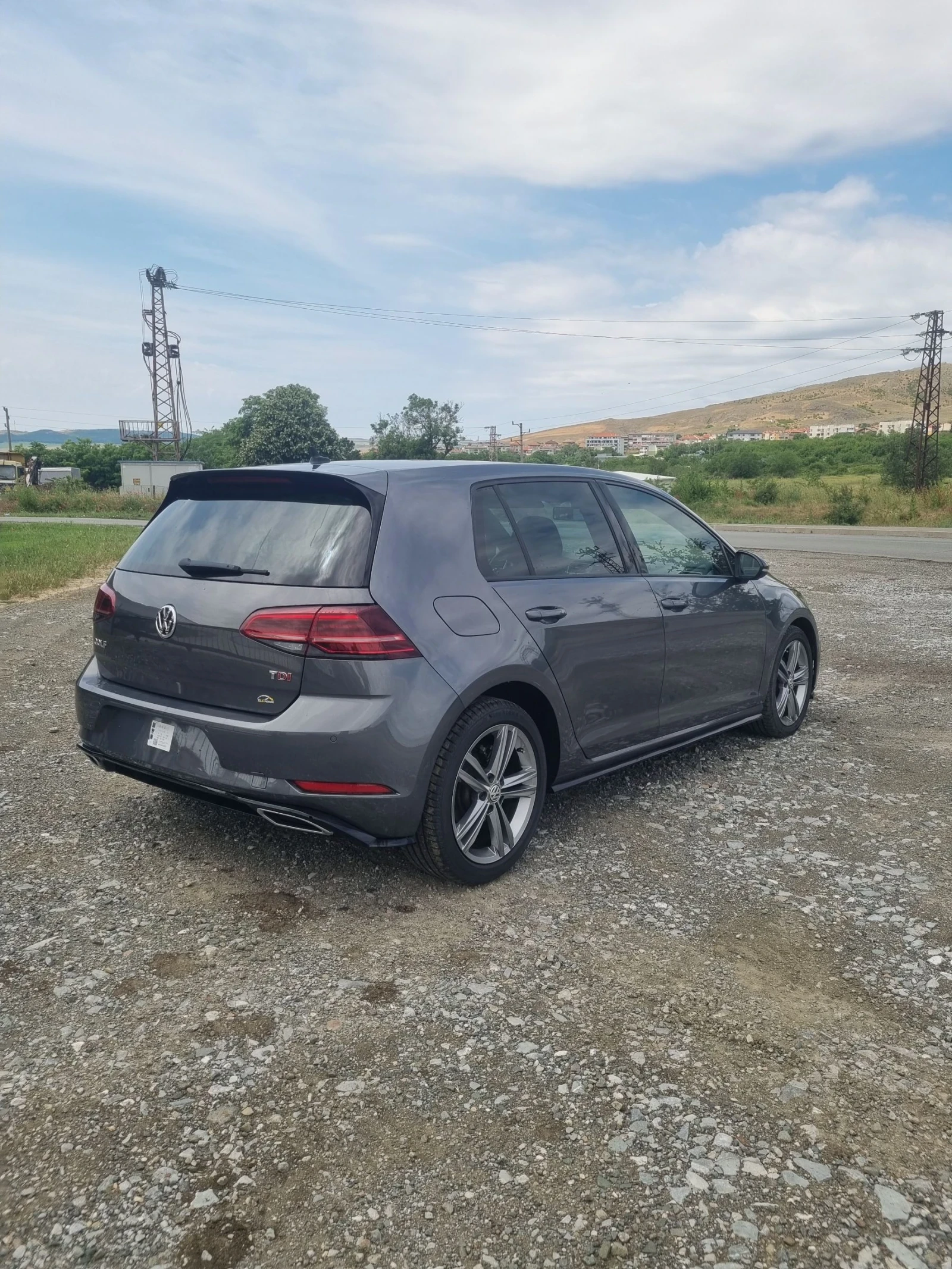 VW Golf  R Line, снимка 3 - Автомобили и джипове - 55002708