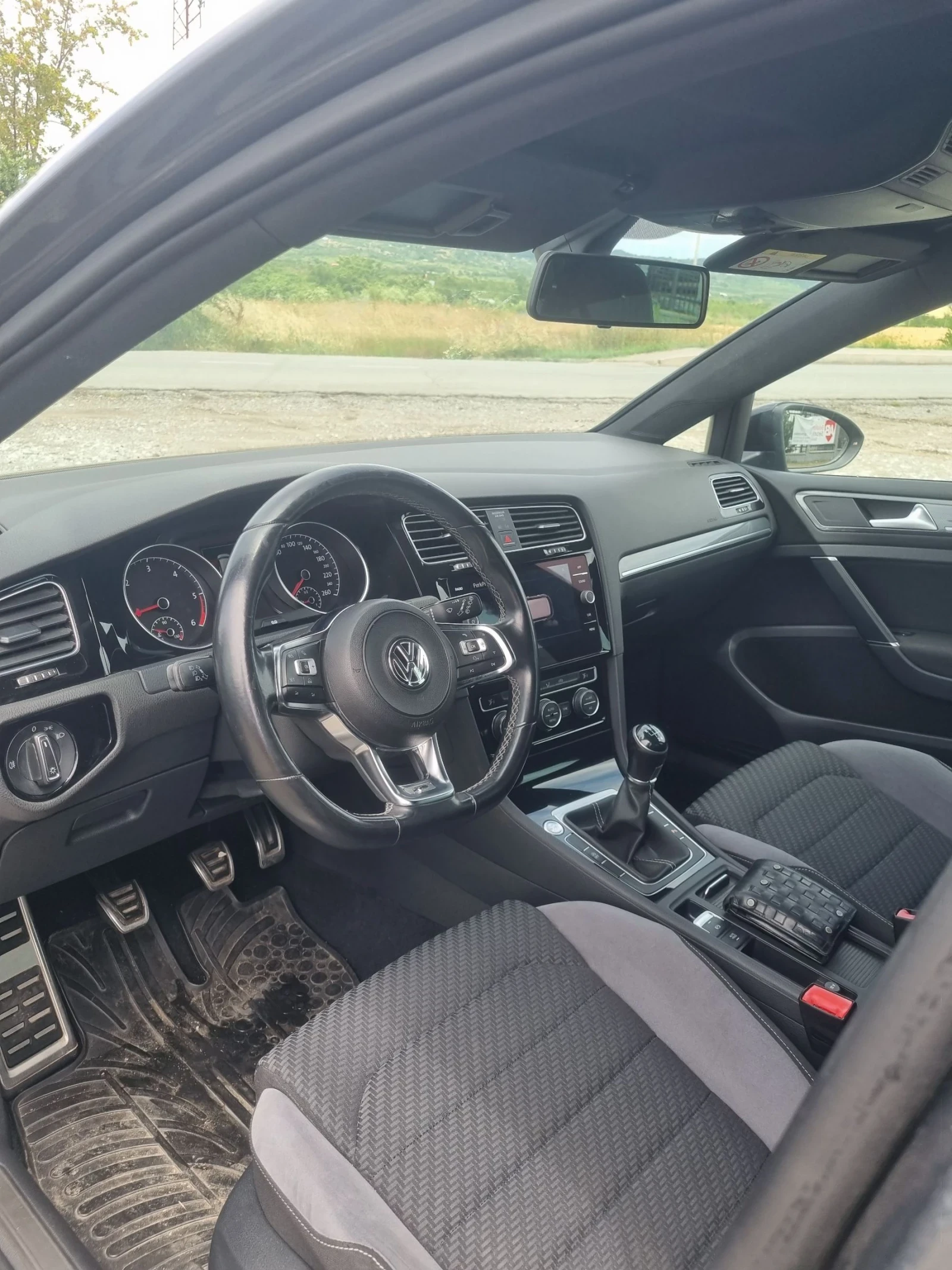 VW Golf  R Line, снимка 6 - Автомобили и джипове - 55002708