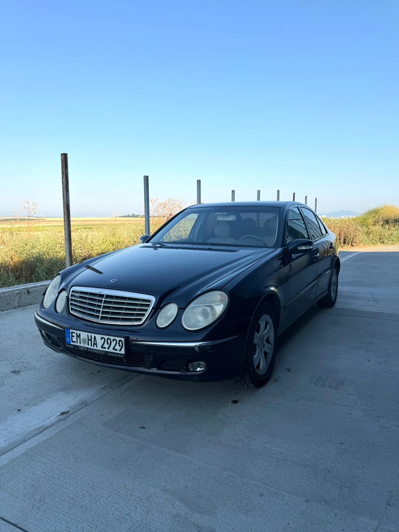 Mercedes-Benz E 240 2.6 - ГАЗ - Автомат, снимка 3 - Автомобили и джипове - 55123943