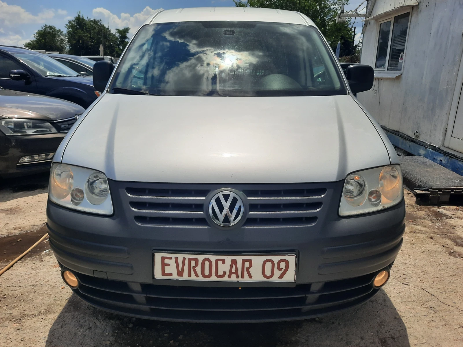 VW Caddy 1.9TDI 105hp AВТОМАТ, снимка 5 - Автомобили и джипове - 55405607