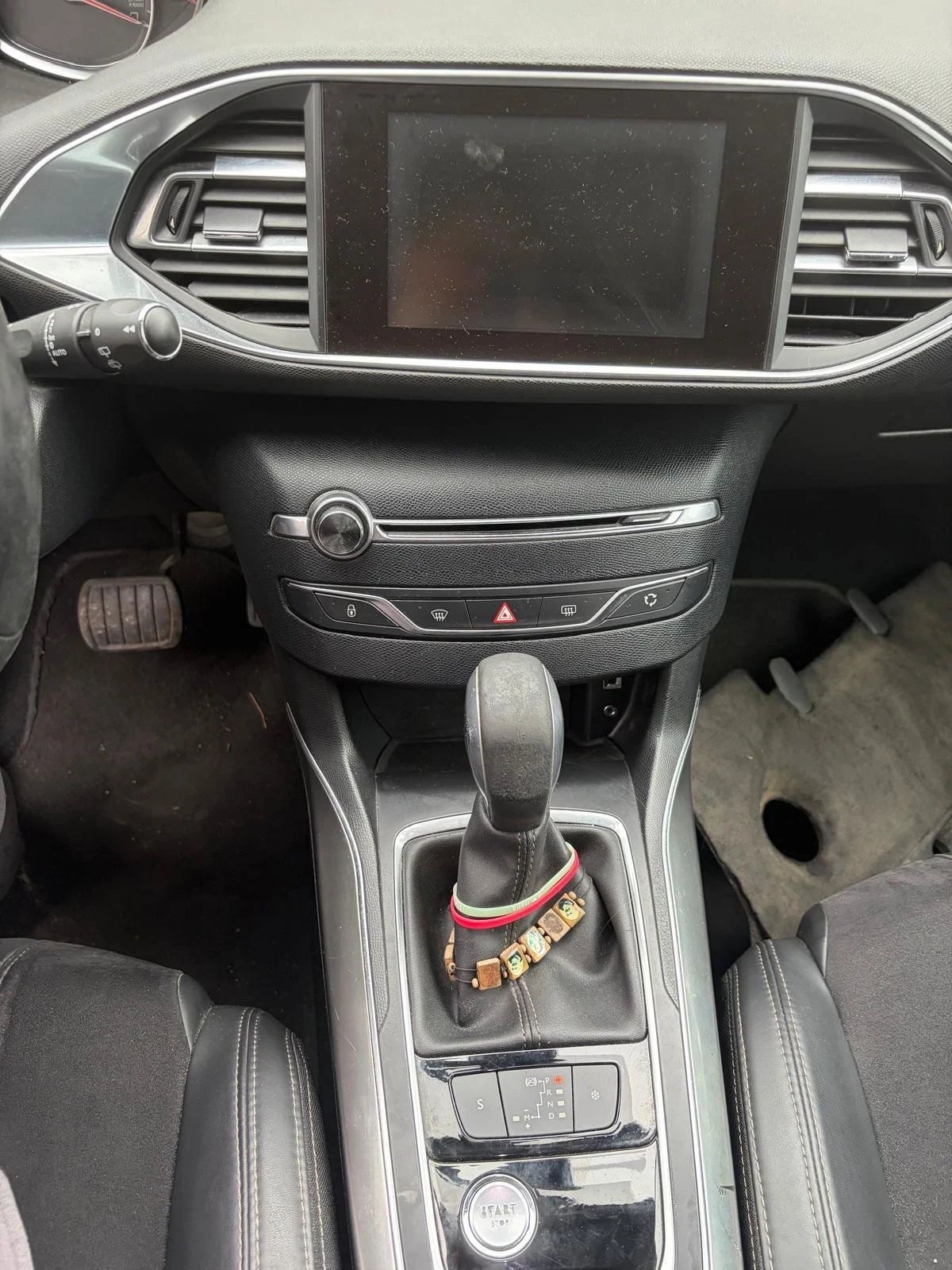 Peugeot 308 2.0HDi/GT-line, снимка 12 - Автомобили и джипове - 55692004