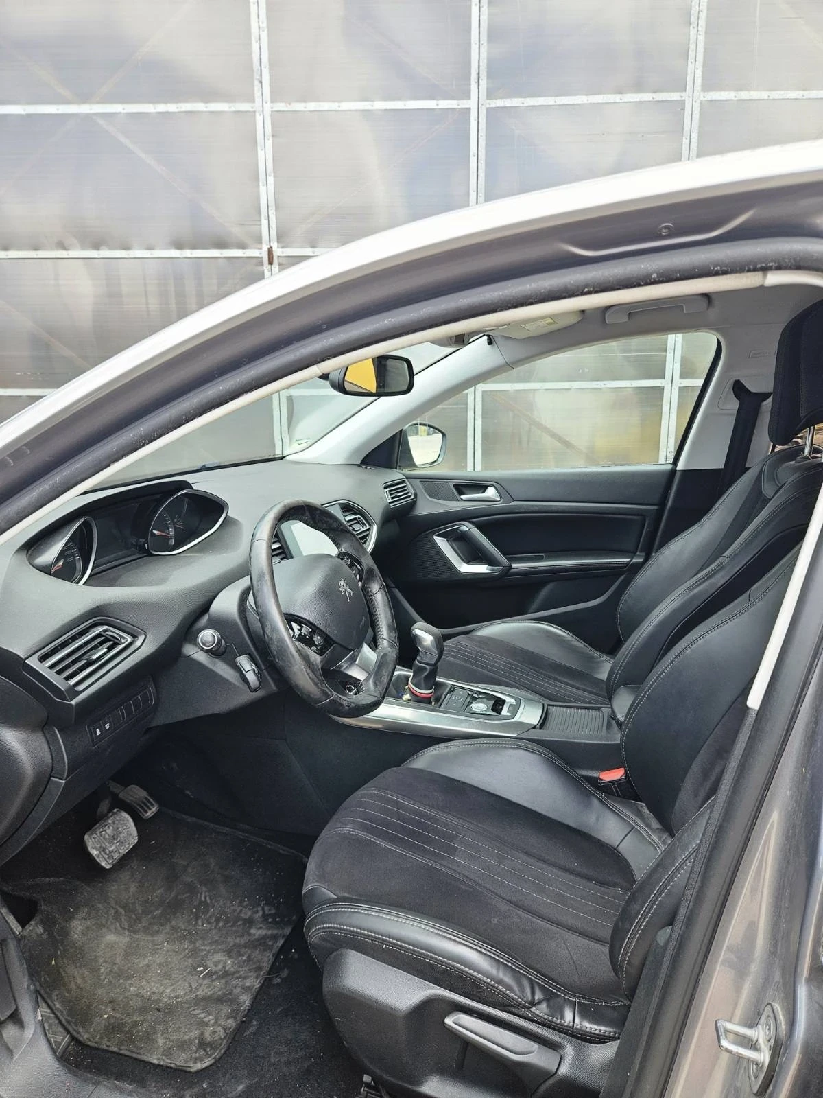 Peugeot 308 2.0HDi/GT-line, снимка 7 - Автомобили и джипове - 55692004