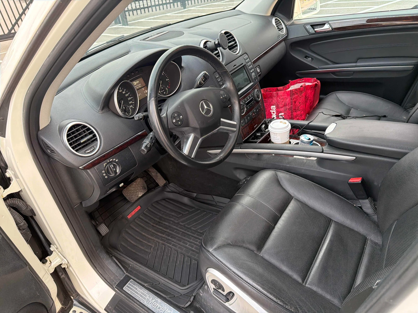 Mercedes-Benz ML 550 * АВТОКРЕДИТ БЕЗ ПЪРВОНАЧАЛНА ВНОСКА* , снимка 5 - Автомобили и джипове - 55840129