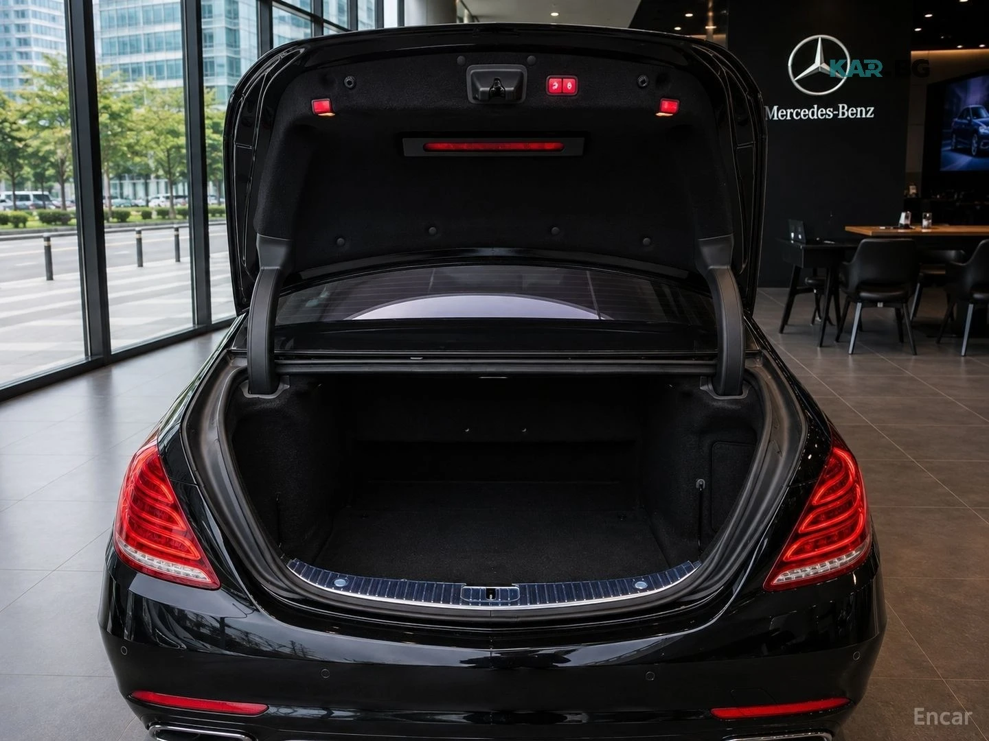Mercedes-Benz S 500 LONG* 360* МАСАЖИ* МОНИТОРИ* ОБДУХ* НАВИ* ПАНО, снимка 6 - Автомобили и джипове - 56057184
