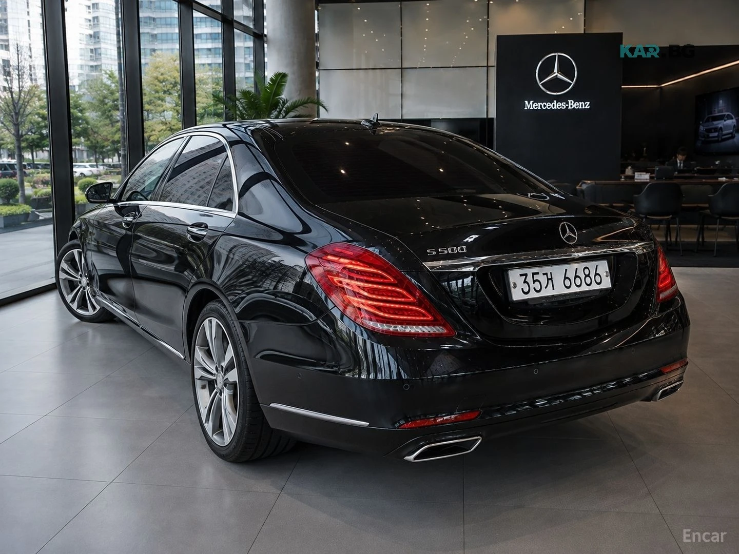 Mercedes-Benz S 500 LONG* 360* МАСАЖИ* МОНИТОРИ* ОБДУХ* НАВИ* ПАНО, снимка 3 - Автомобили и джипове - 56057184