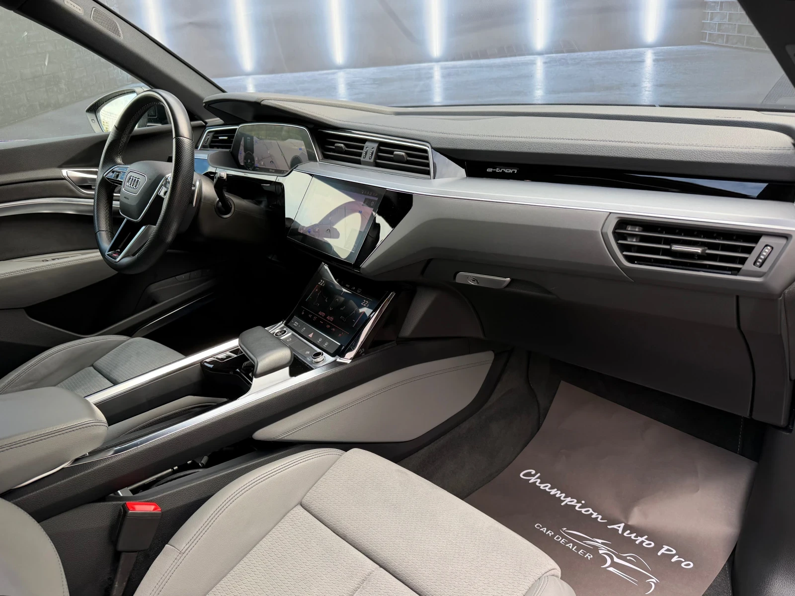 Audi E-Tron 2 X S-Line, снимка 10 - Автомобили и джипове - 56513536