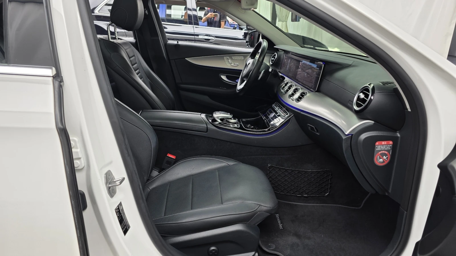 Mercedes-Benz E 300 AMG LINE * BURM * 360 * ����� * ���� * HUD | Mobile.bg � ����������� 9