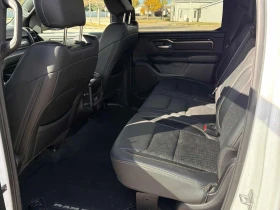 Dodge RAM 1500 * Sport * АВТОКРЕДИТ * ГЛАВНО ПРЕДСТАВИТЕЛСТВО, снимка 14