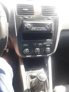 VW Golf 2.0 TDI  | Mobile.bg    8