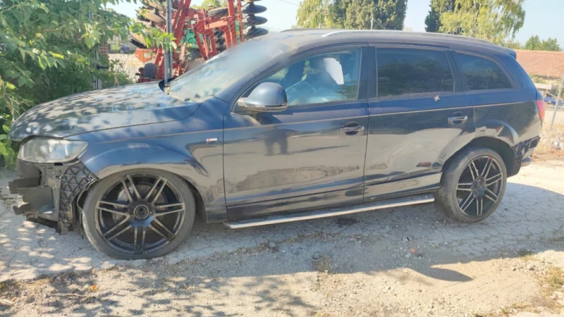 Audi Q7 Bug 233 sline , снимка 1 - Автомобили и джипове - 37596708