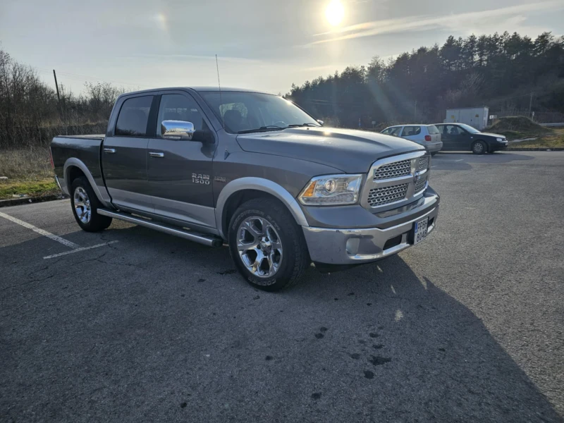 Dodge RAM 1500 Laramie 5.7 hemi 4x4, снимка 3 - Автомобили и джипове - 49116587