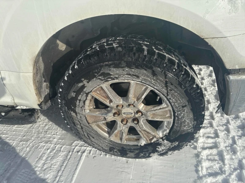 Ford F150 * 4WD SuperCab 145" * CARFAX * БЕЗ ПЪРВОНАЧАЛН, снимка 7 - Автомобили и джипове - 52983679