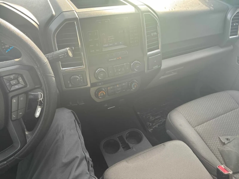 Ford F150 * 4WD SuperCab 145" * CARFAX * БЕЗ ПЪРВОНАЧАЛН, снимка 9 - Автомобили и джипове - 52983679