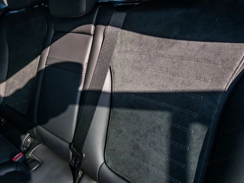 Mercedes-Benz GLC 200 4Matic AMG Line, снимка 9 - Автомобили и джипове - 53176607