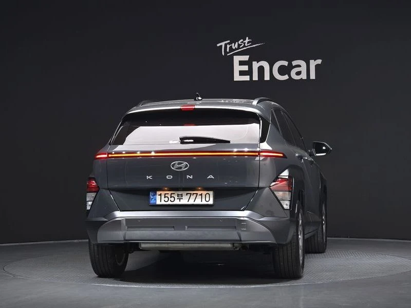 Hyundai Kona * 1.6TURBO* 2WD* ЦЕНАДОБГ!, снимка 4 - Автомобили и джипове - 55603755