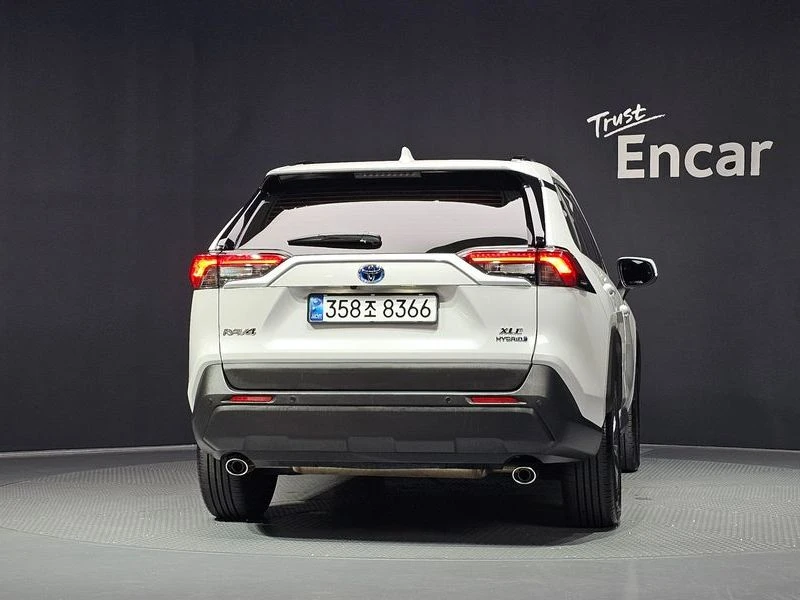 Toyota Rav4 2.5 Hybrid Висок клас оборудване, снимка 4 - Автомобили и джипове - 55750258