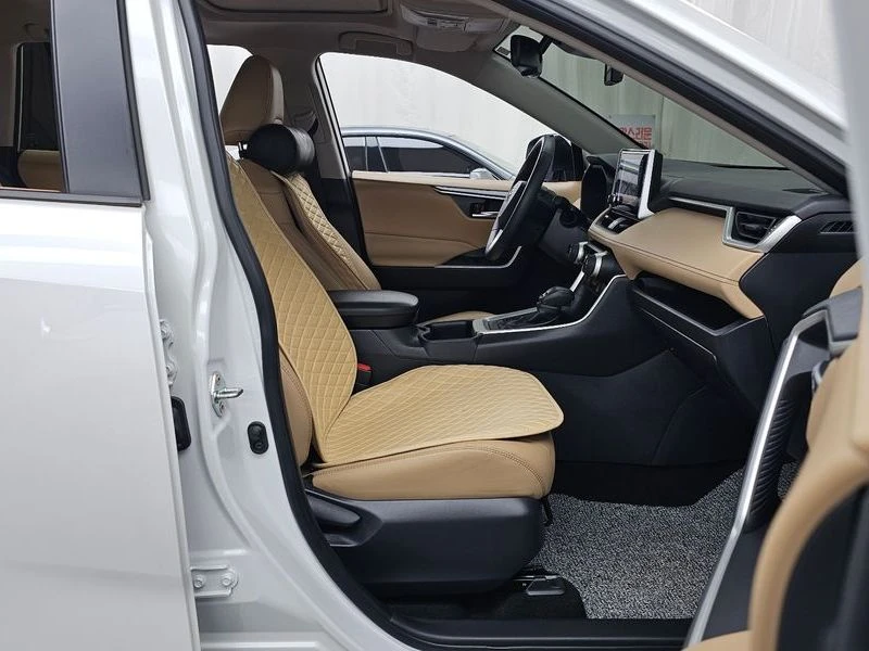 Toyota Rav4 2.5 Hybrid Висок клас оборудване, снимка 11 - Автомобили и джипове - 55750258