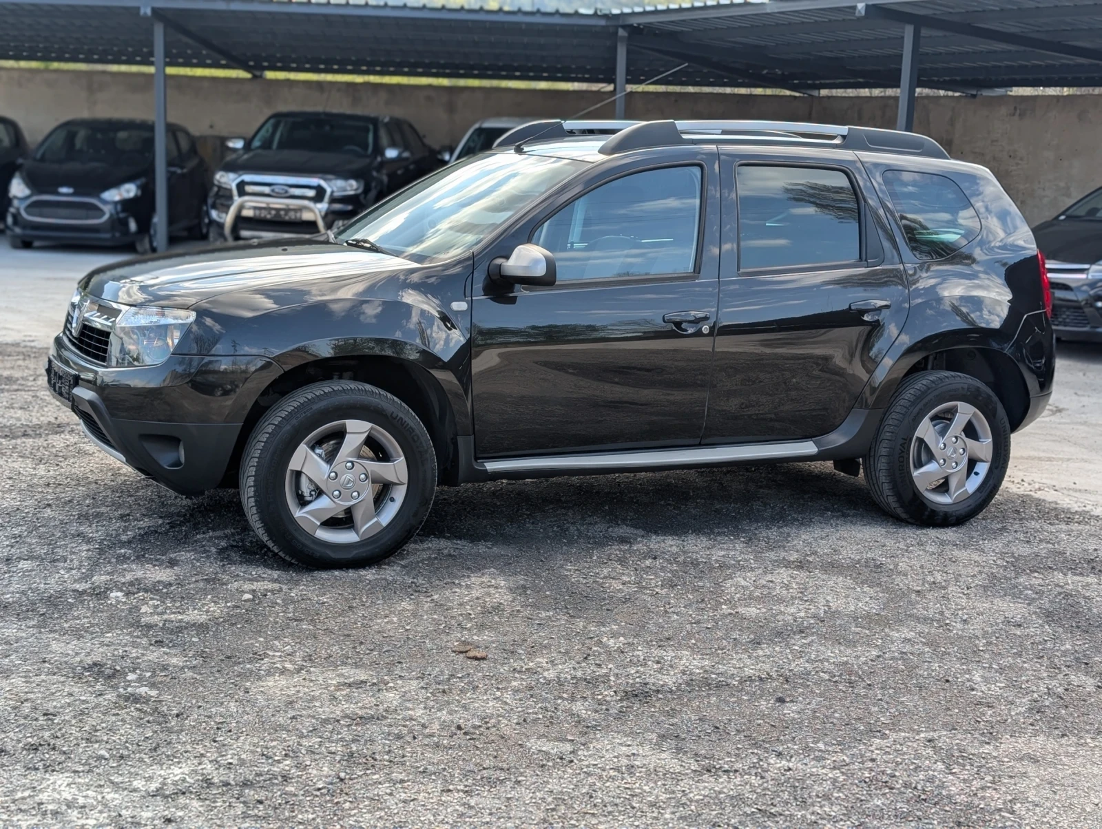 Dacia Duster 1.5 DCI 4X4 - изображение 4