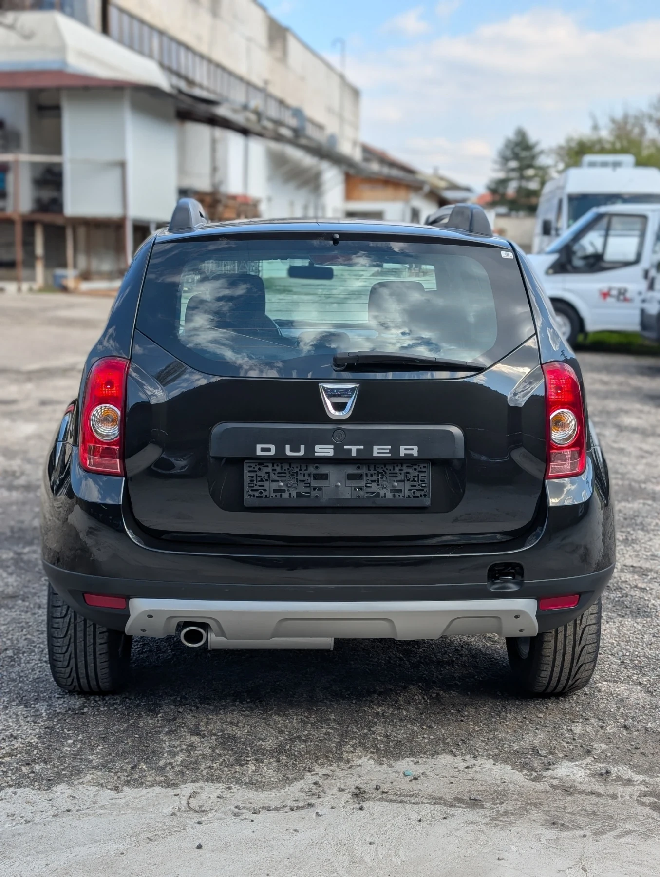 Dacia Duster 1.5 DCI 4X4 - изображение 3