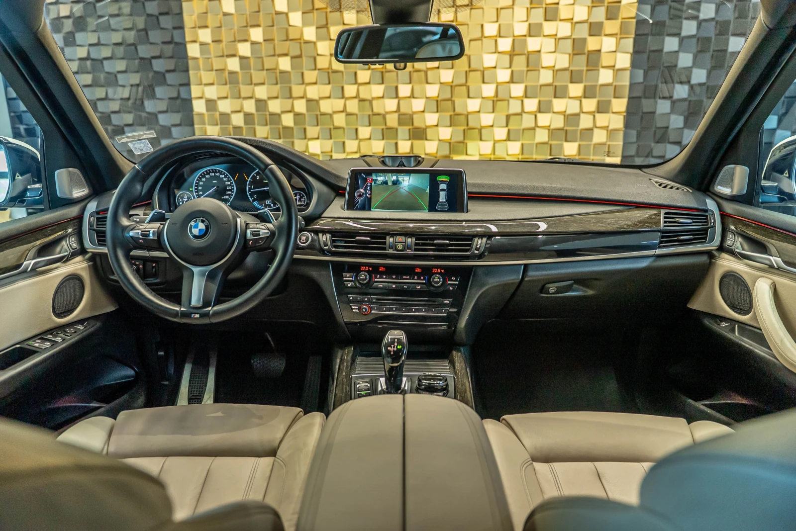 BMW X5 xDrive 35d M-Pack - изображение 9