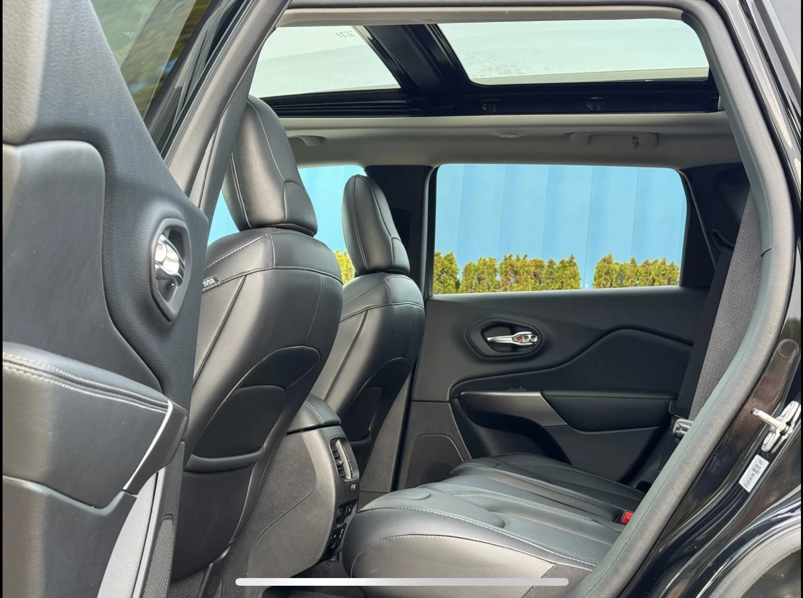 Jeep Cherokee 2.2 Mjt AWD 4x4 OVERLAND FULL | Mobile.bg � ����������� 11