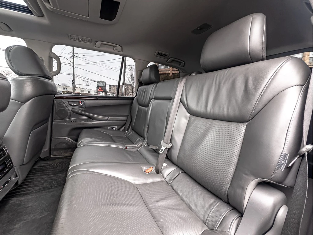 Lexus LX 570 570 AWD С РЕГИСТРАЦИЯ & АВТОКРЕДИТ - изображение 8